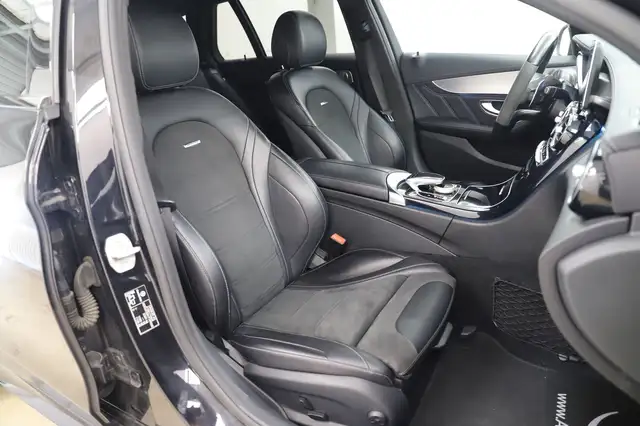 Mercedes-Benz C 63 Amg view 10