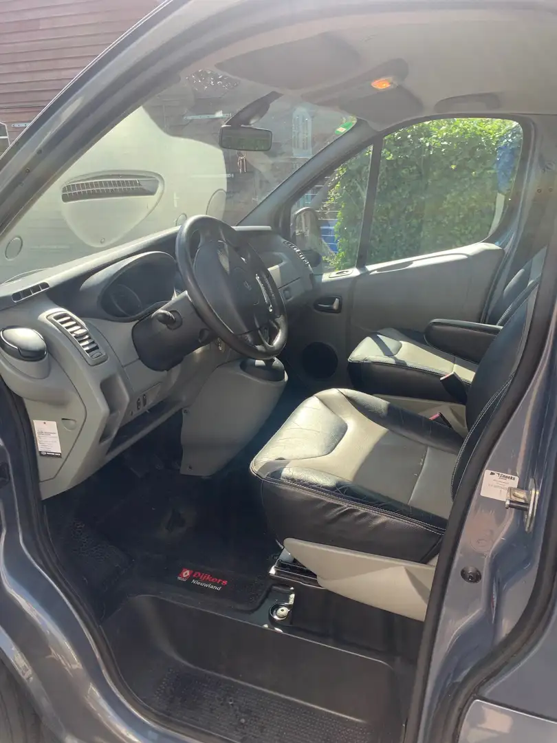 Renault Trafic Trafic 2.0 dCiT29L2H1DCBl.E Grey - 2