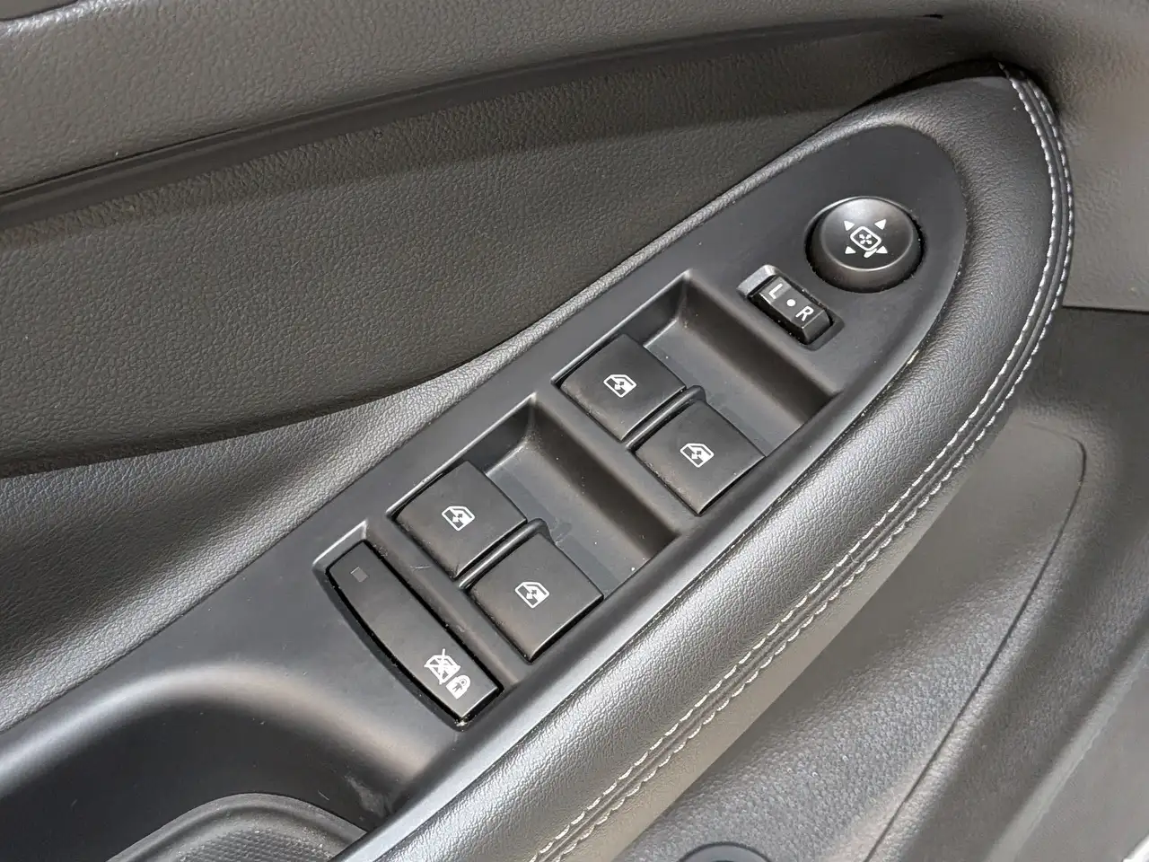 Buick Envision снимка Buick Envision