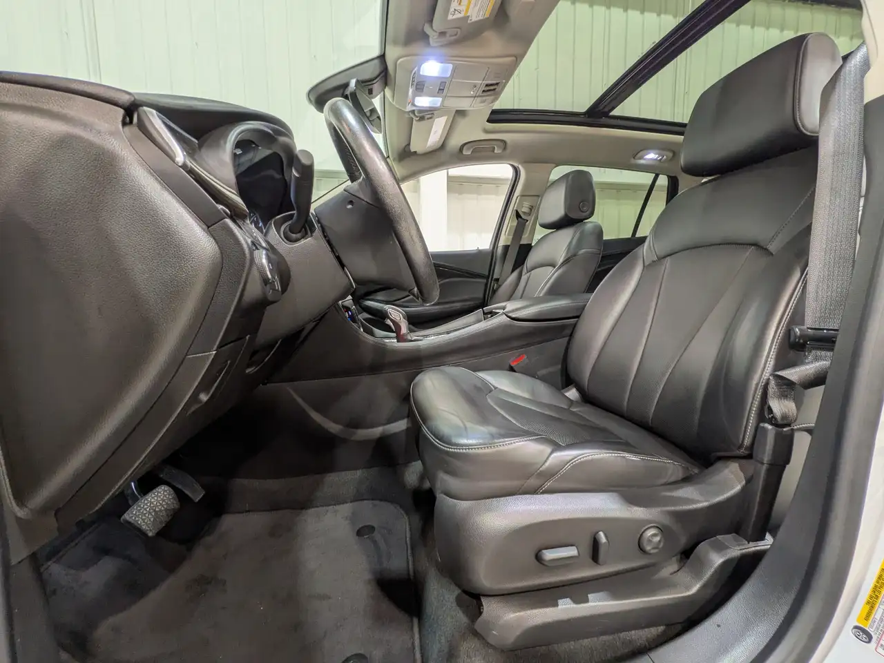 Buick Envision снимка Buick Envision