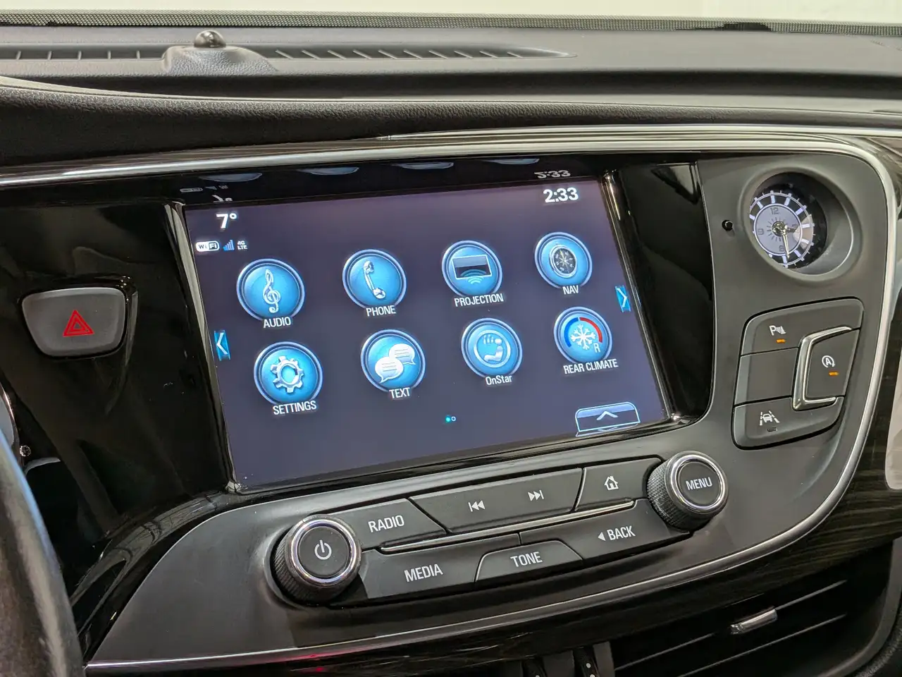 Buick Envision снимка Buick Envision