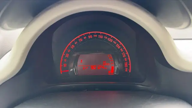 Renault Twingo view 12