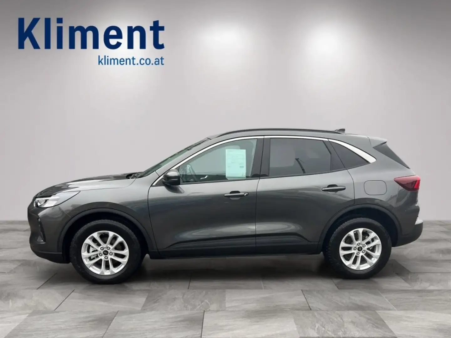 Ford Kuga 2,5 Duratec FHEV Titanium Aut. Gris - 2