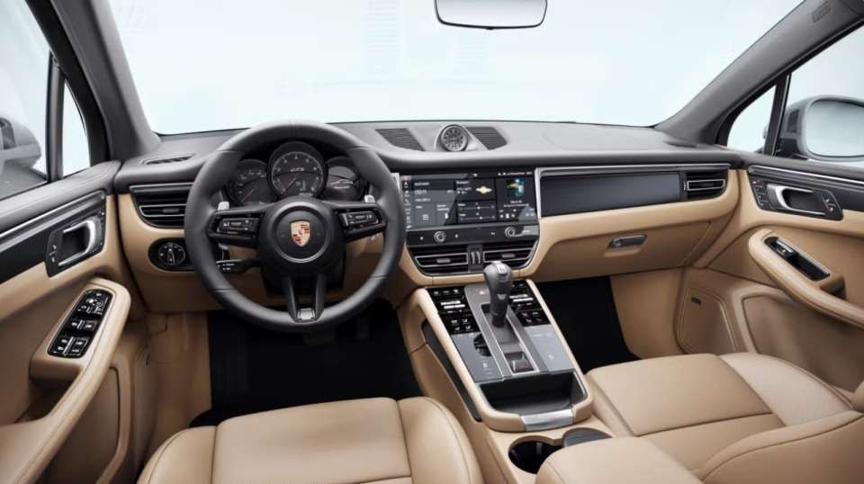 2024 Porsche Macan GTS AWD thumb 10
