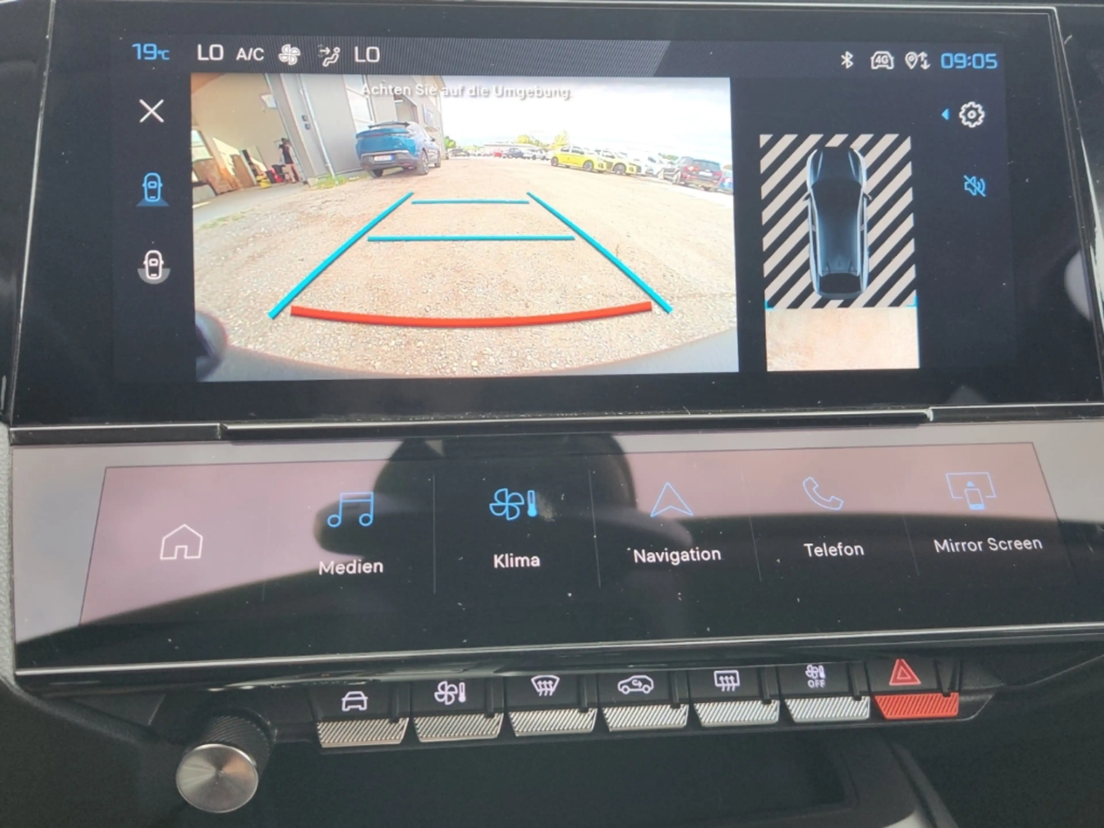 Peugeot 408 Allure PT 130 EAT8 LED ACC CarPlay Kamera — photo 16
