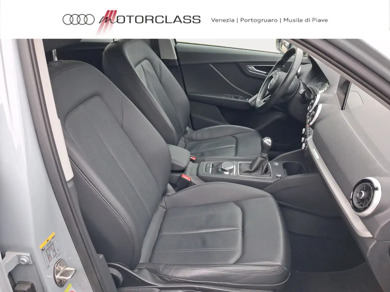 Audi Q2 30 1.0 tfsi admired 10
