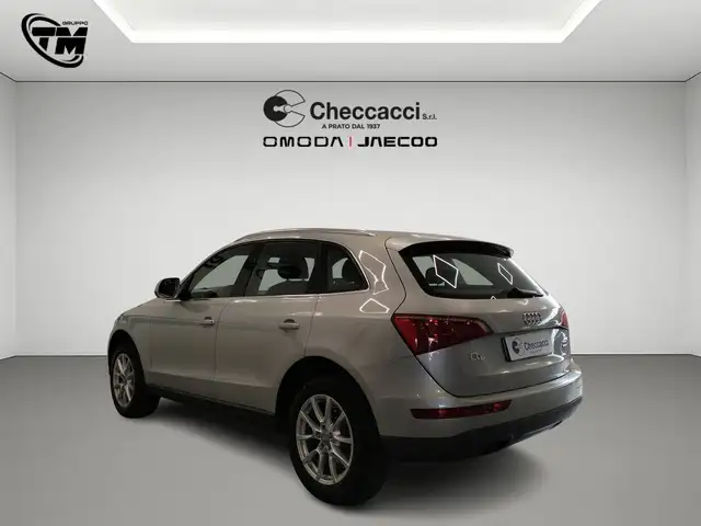 Audi Q5 view 6