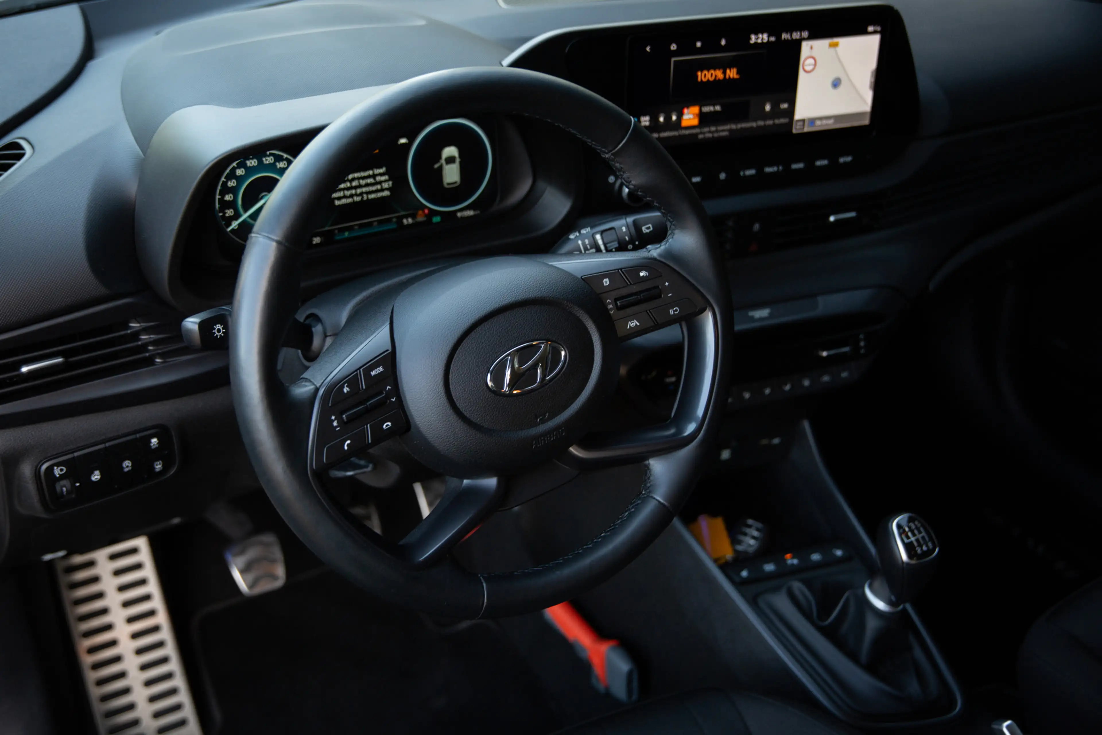 Hyundai BAYON 1.0 T-GDI Premium , BOSE, Adap. cruise, Achteruitr — photo 4
