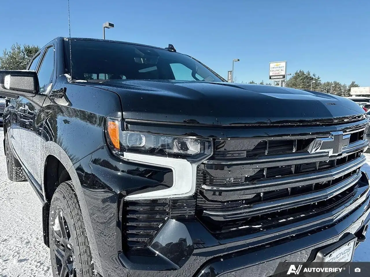 Chevrolet Silverado 1500 снимка Chevrolet Silverado 1500