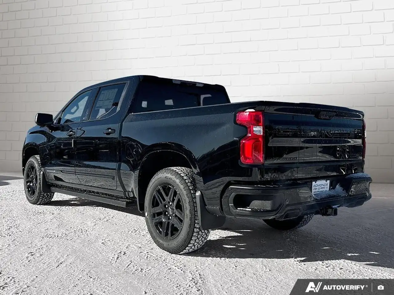 Chevrolet Silverado 1500 снимка Chevrolet Silverado 1500