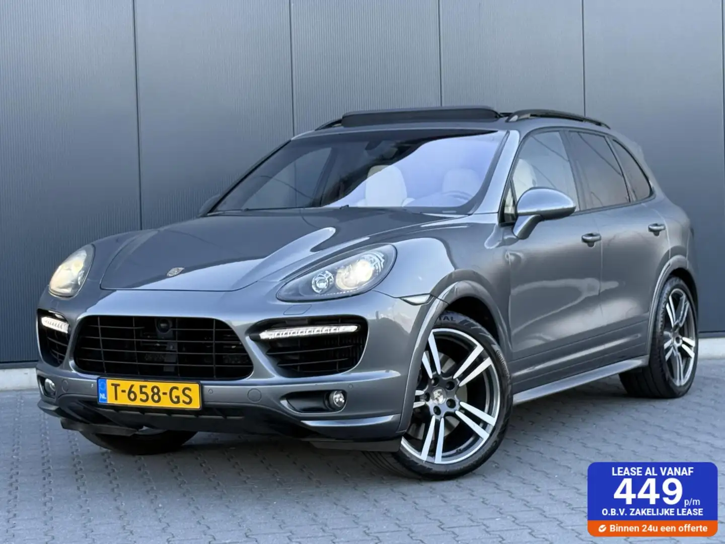 Porsche Cayenne 4.8 Turbo 501PK - Adaptive - Pano - Alcantara Gris - 1