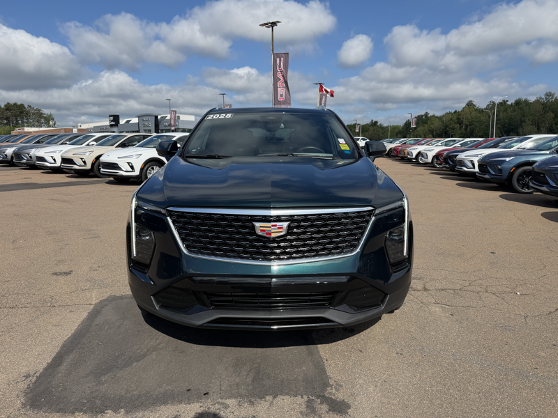 2025 Cadillac XT4 Premium Luxury  - Certified - $319 B/W — photo 1