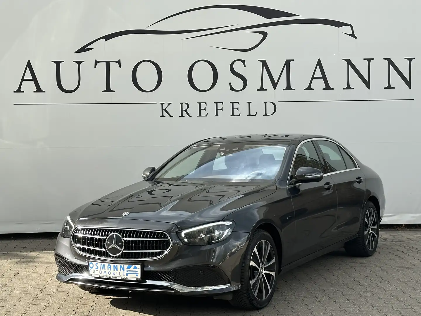 Mercedes-Benz E 300 e 9G-TRONIC   Widescreen Cockpit   TOTW. Grijs - 1