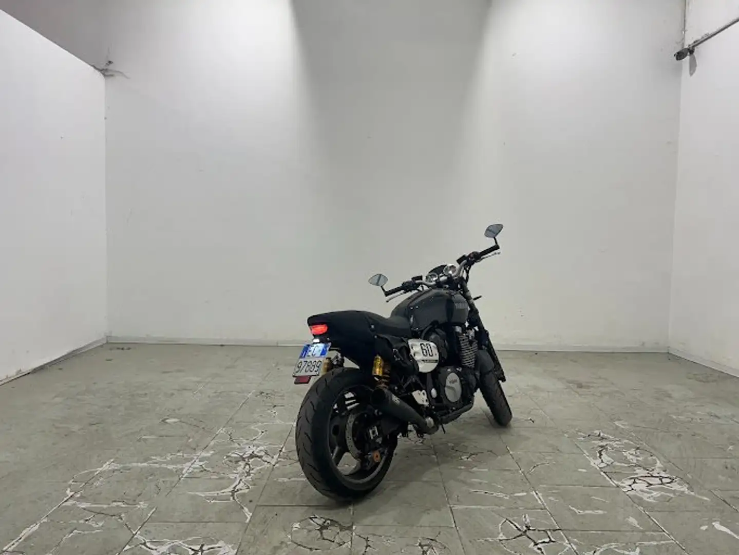 Yamaha XJR 1300 Black - 2