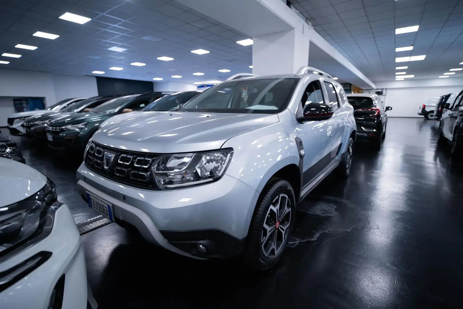 Dacia Duster 1.6 sce Techroad Gpl 4x2 115cv Grigio - 1
