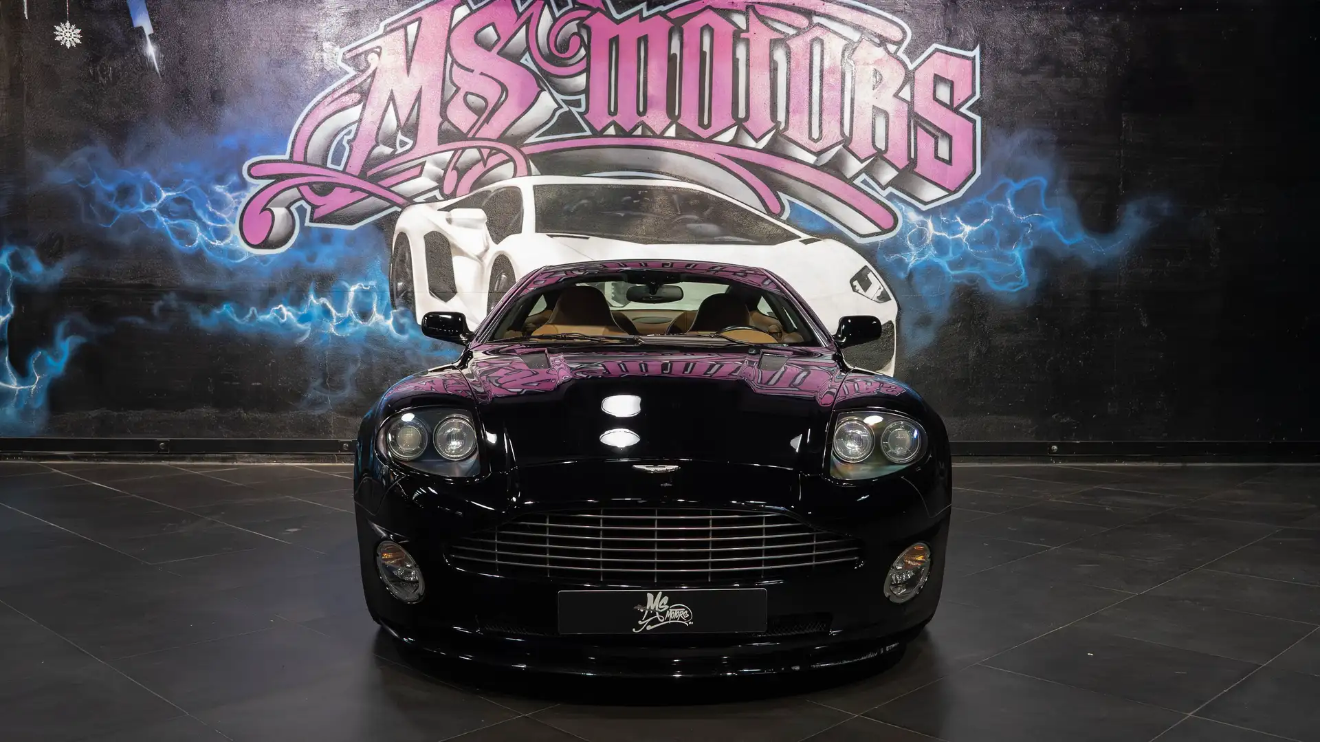 애스턴마틴 뱅퀴시 Coupe 2005 검정 사진 2