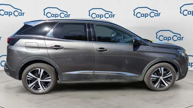 Peugeot 3008 view 4