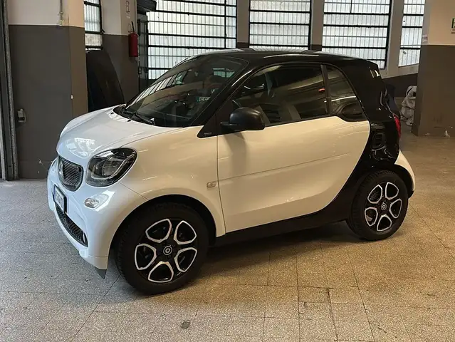smart forTwo Fortwo III 2015 1.0 Passion 71cv twinamic my18