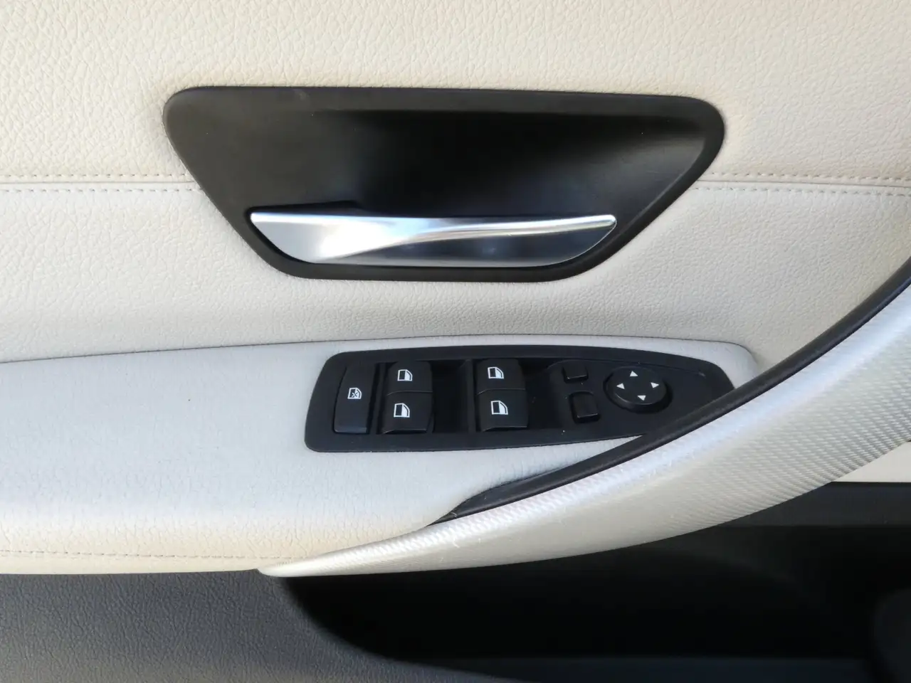 BMW 4 Series снимка BMW 4 Series