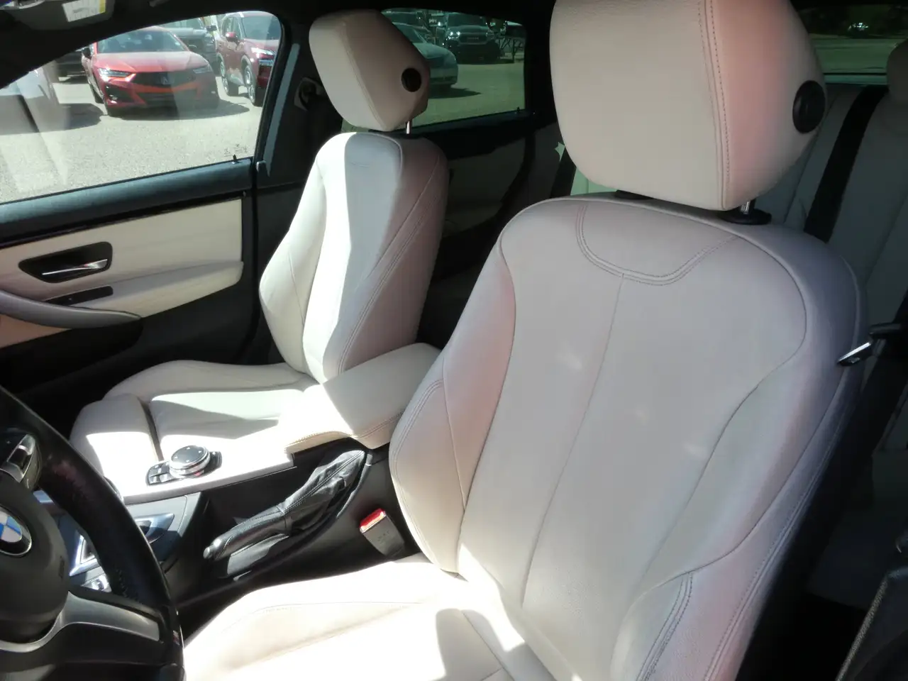 BMW 4 Series снимка BMW 4 Series