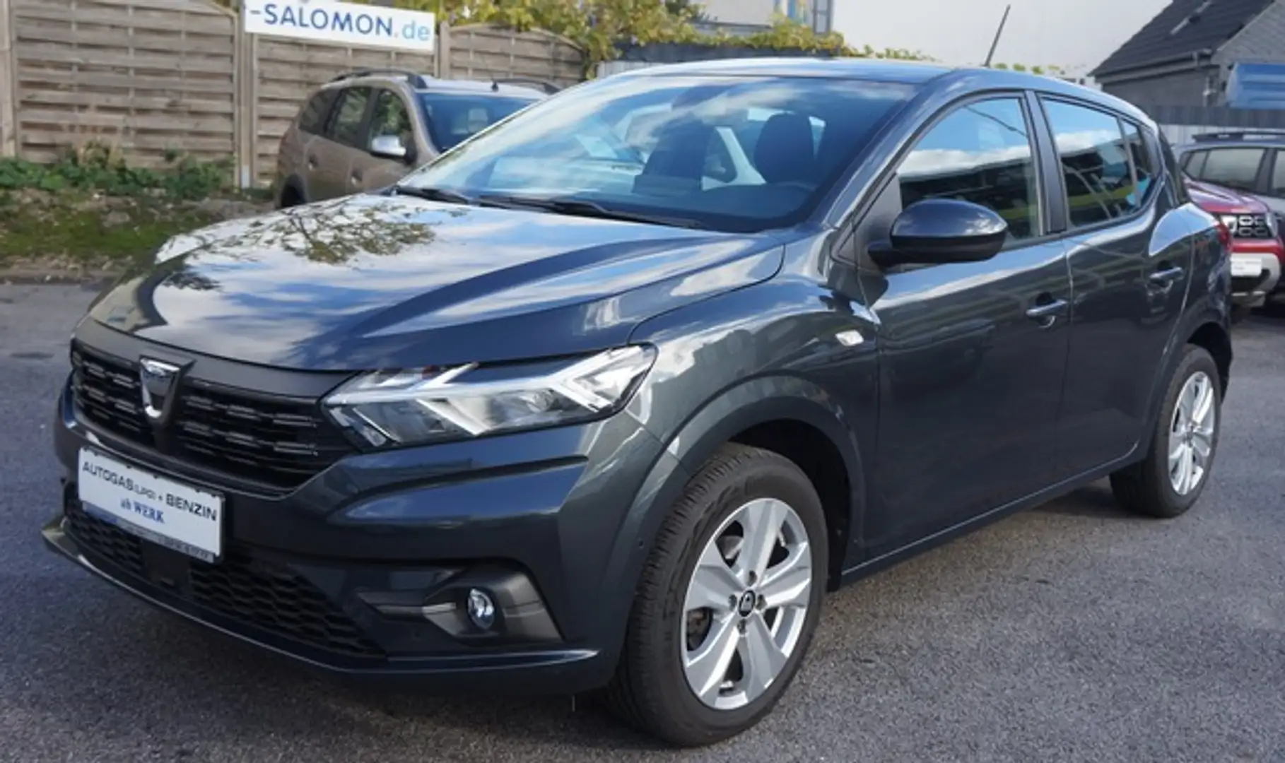 Dacia Sandero III Expression*TCe100LPG*NAVI* Sitzh.KLIMA*1.HAND* Schwarz - 1