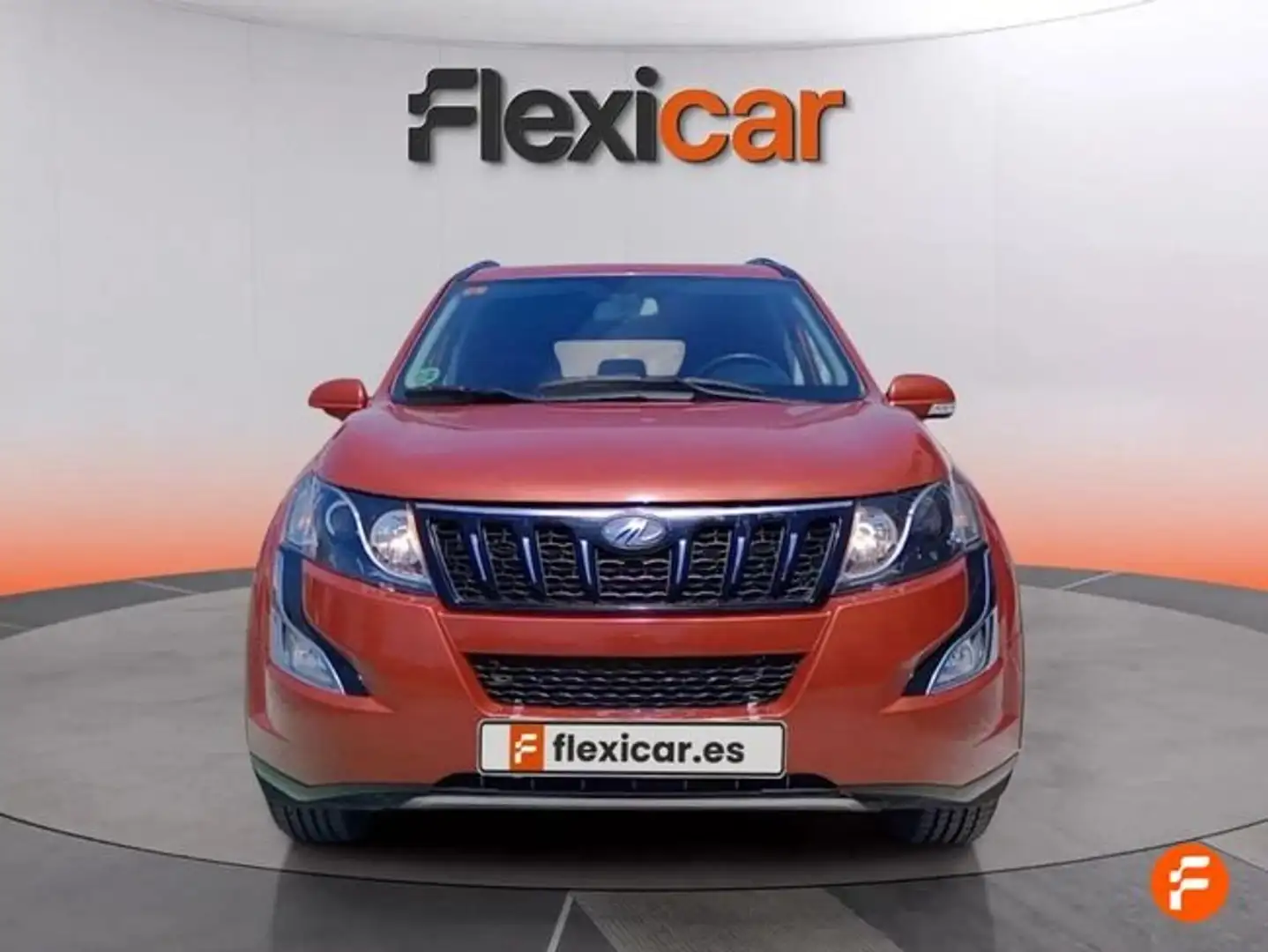 Mahindra XUV500 AWD (4X4) W8 - 7 plazas Orange - 2