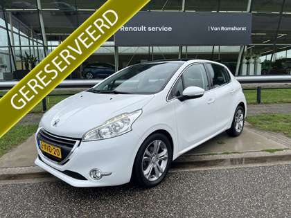Peugeot 208 1.6 e-HDi Blue Lease / Cruise Comtrol / Pano dak /