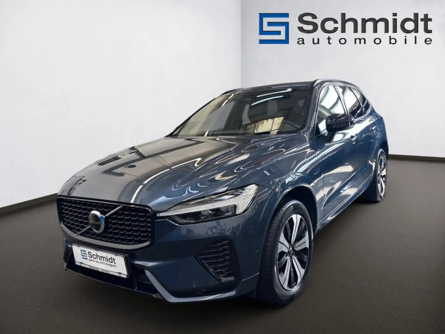 Volvo XC60 T6 AWD Recharge PHEV Plus Dark Geartronic Blau - 1