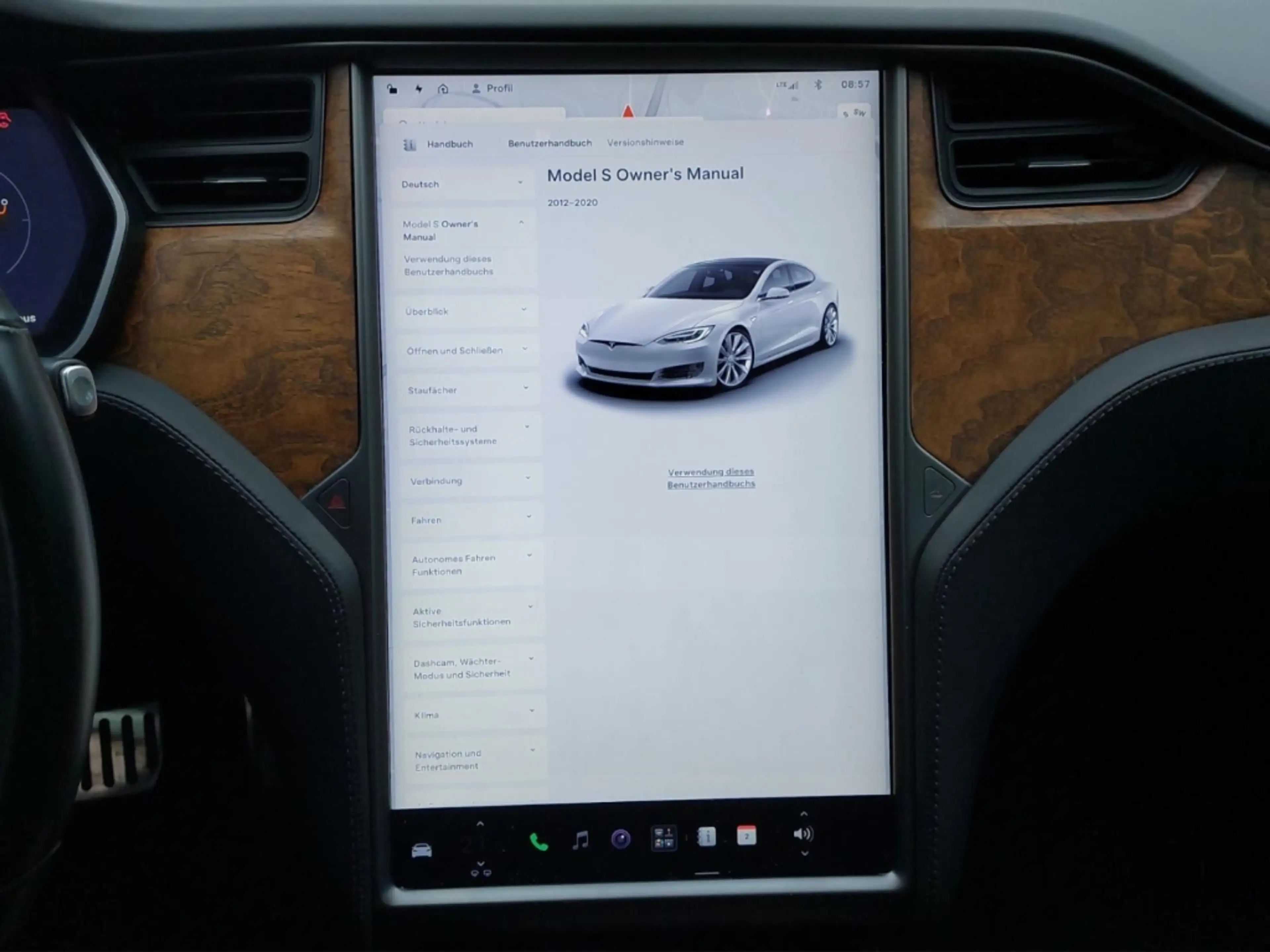 Tesla Model S Long Range Pano,AutoPil.3,Soundsys.,SHZ,RFK — photo 13