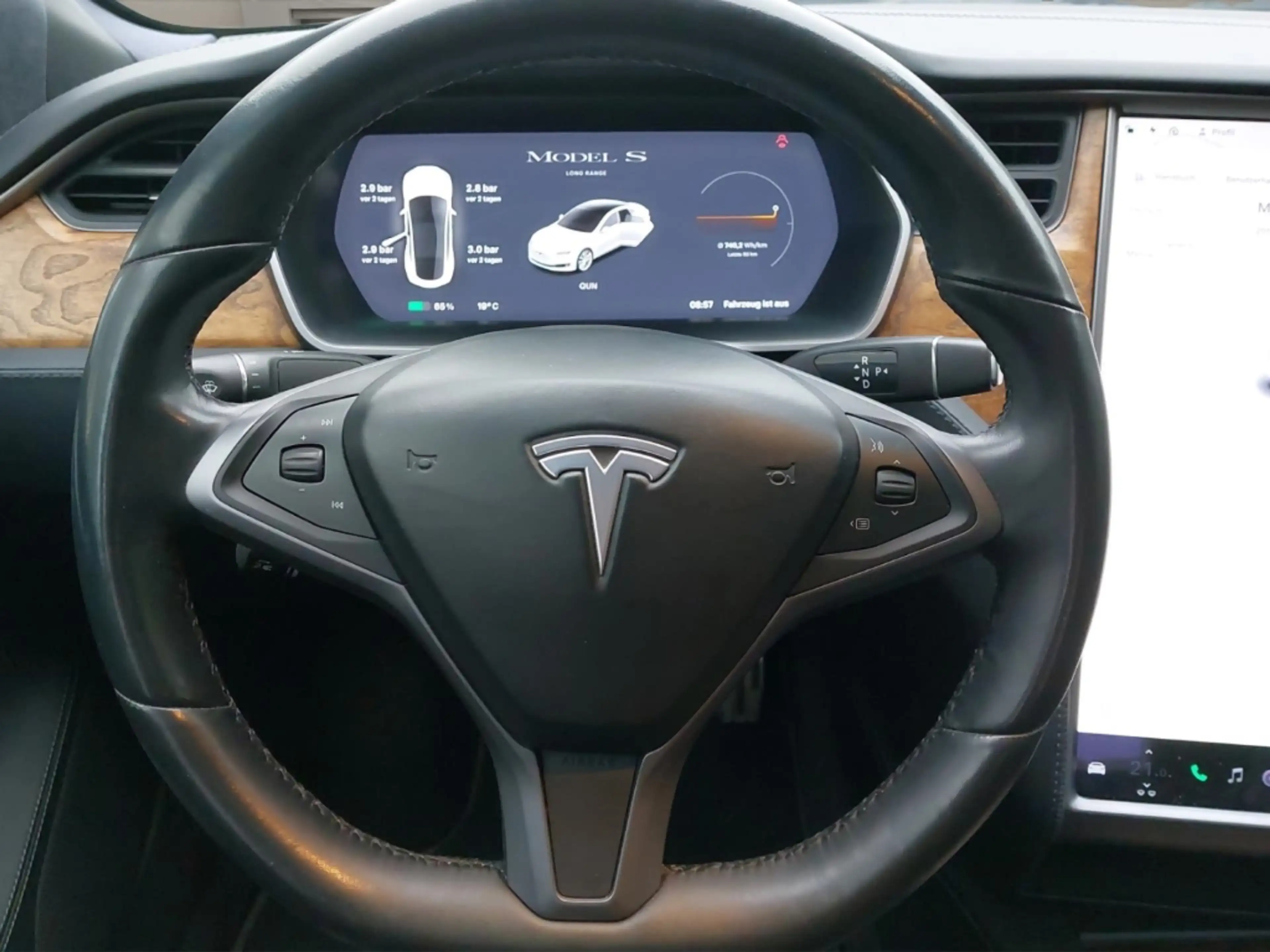 Tesla Model S Long Range Pano,AutoPil.3,Soundsys.,SHZ,RFK — photo 12