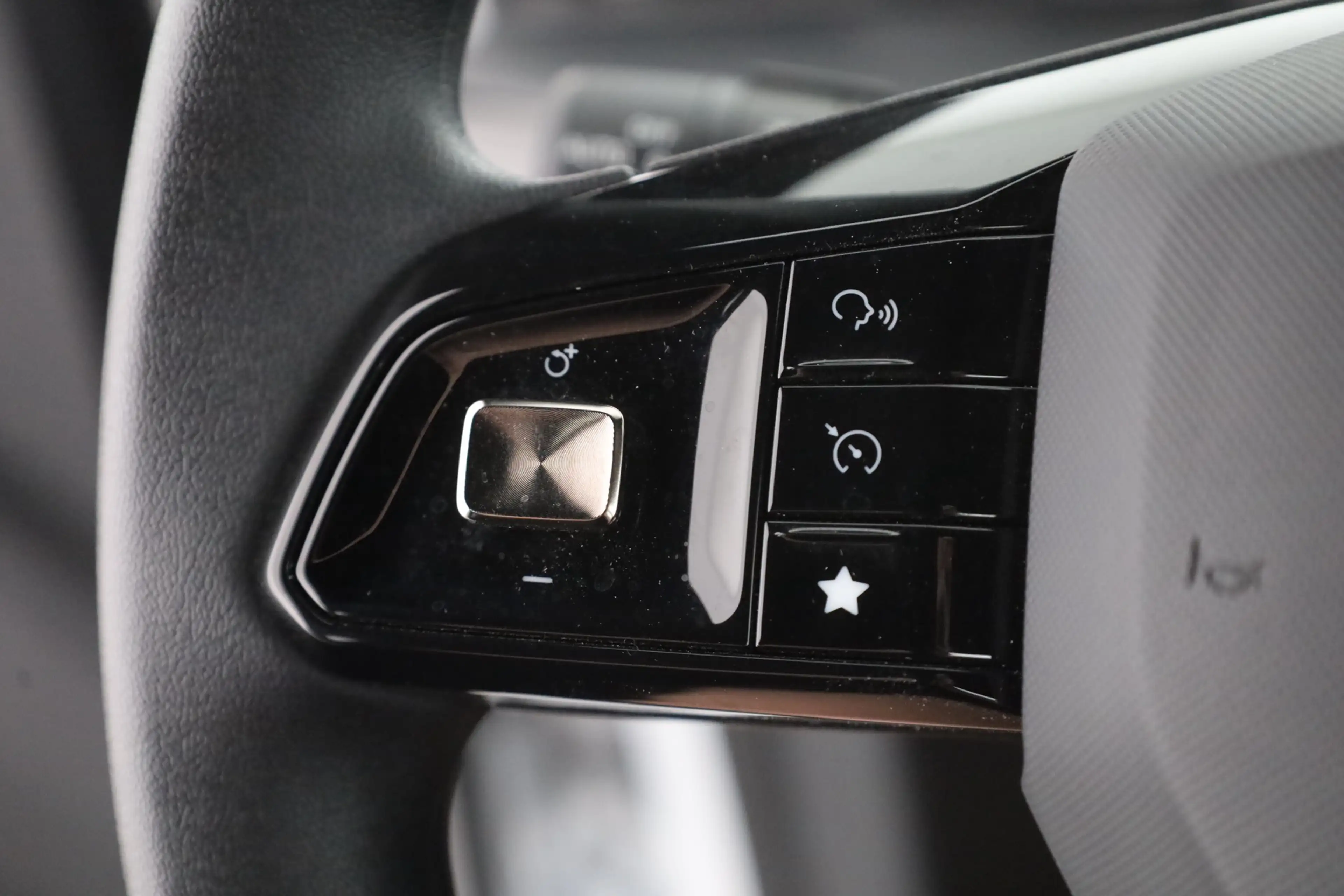 MG MG3 1.5 Comfort LED Navi Kamera — photo 15