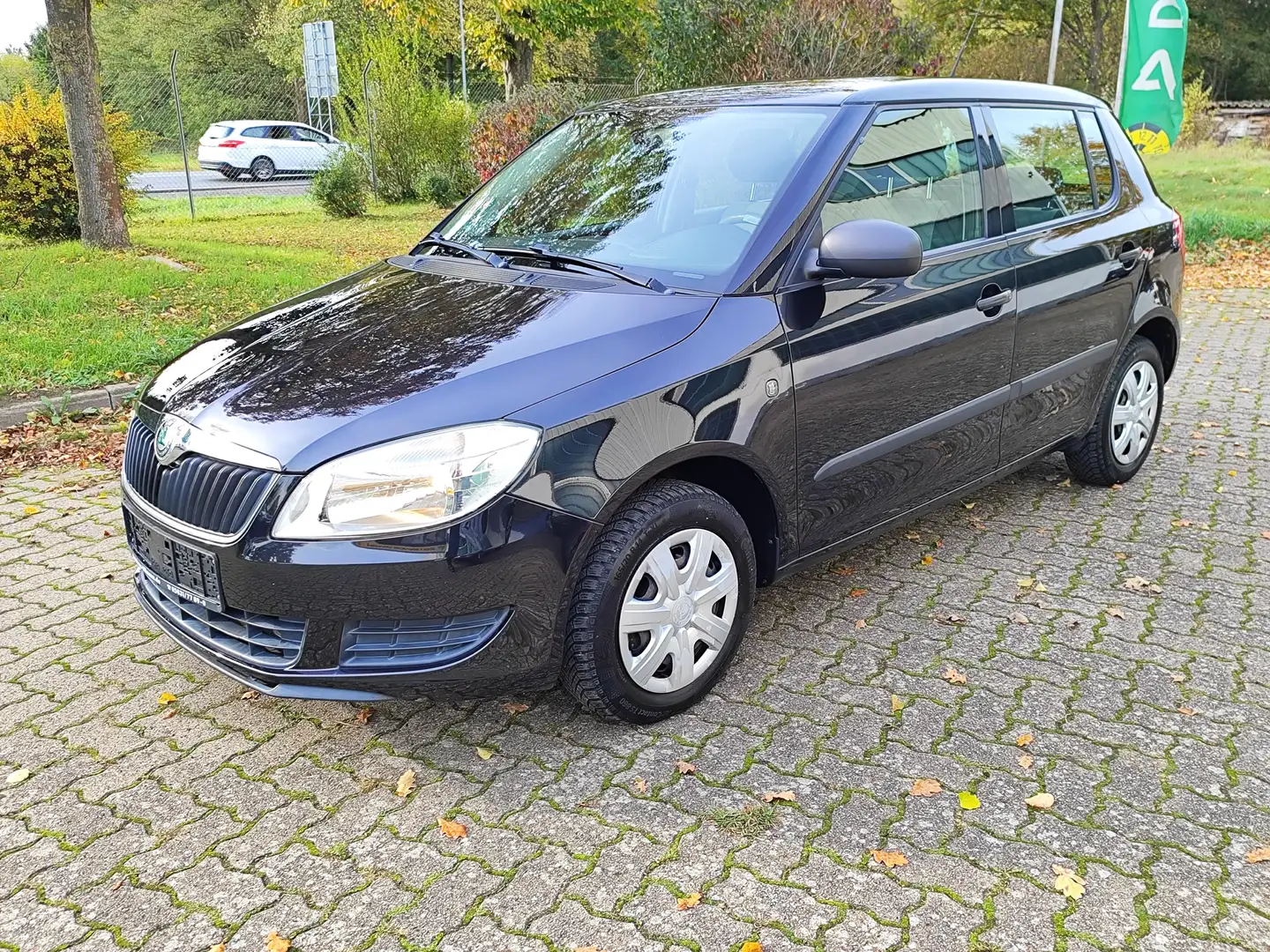 Skoda Fabia Classic Schwarz - 1