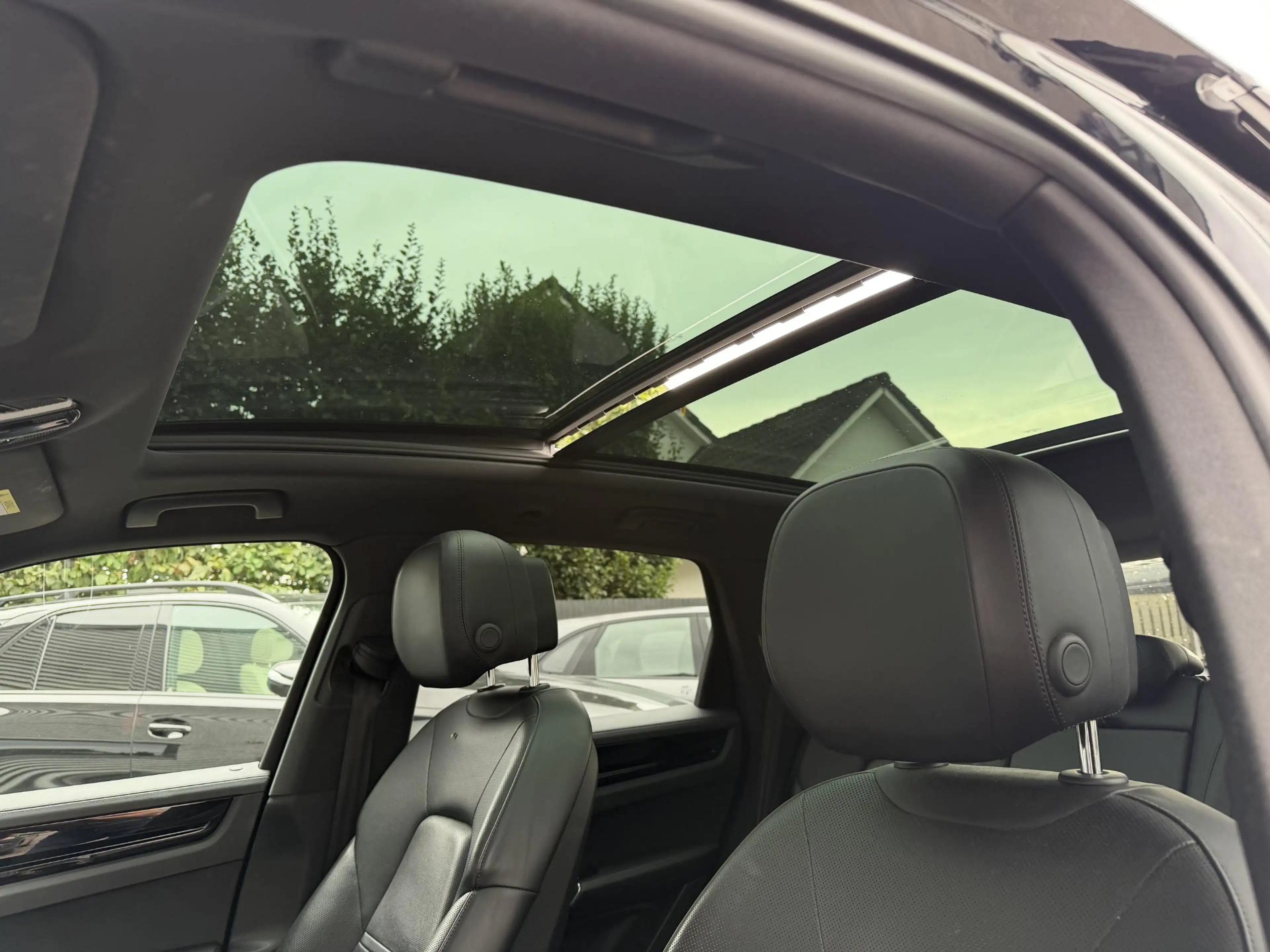 Porsche Cayenne 3.0 Sport Chrono | Panoramadak | 360* Camera | Bos — photo 14