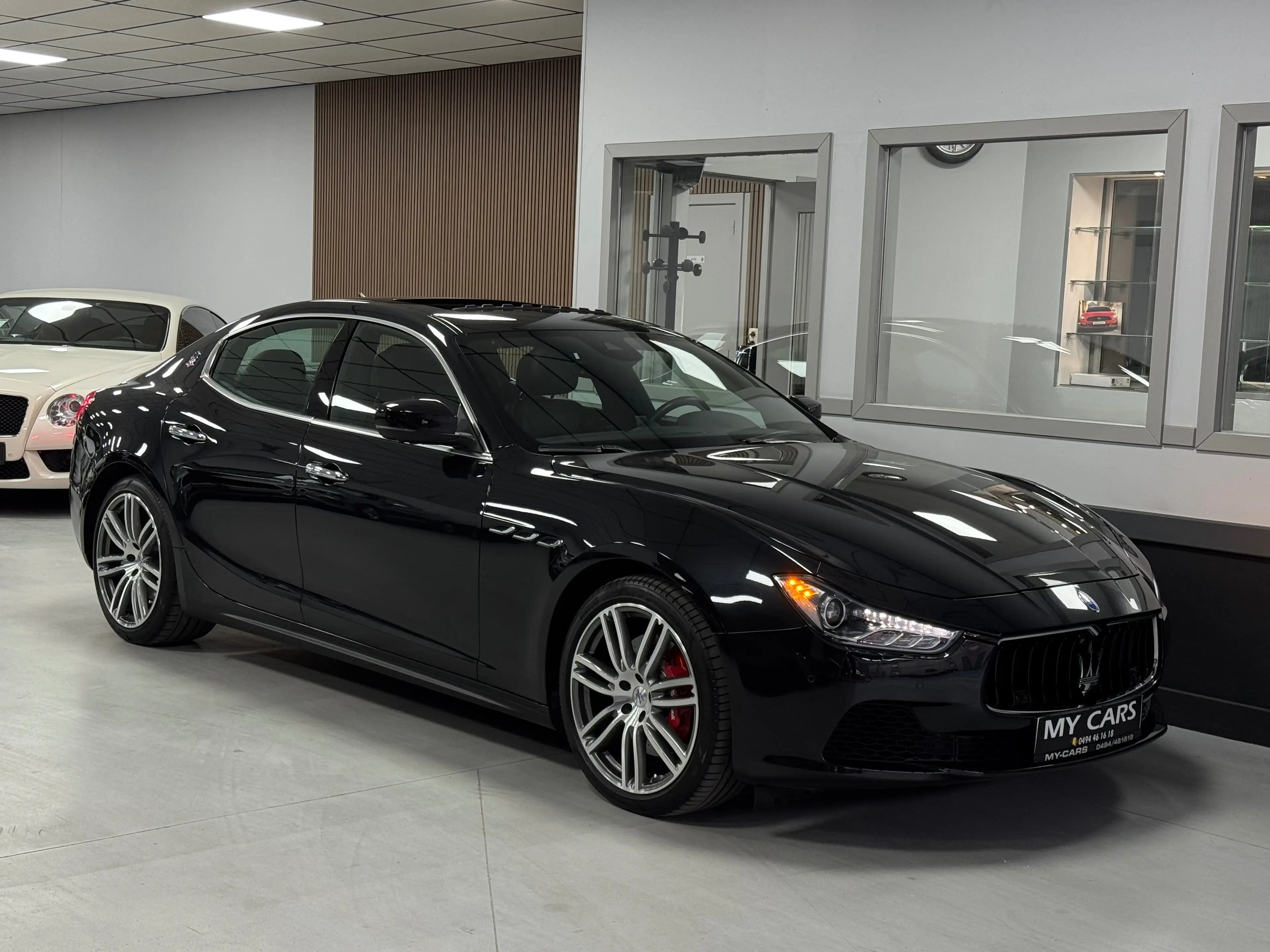 Maserati Ghibli 3.0 V6 Bi-Turbo SQ4 Toit Ouvrant Camera 360 Ja 20 — photo 7
