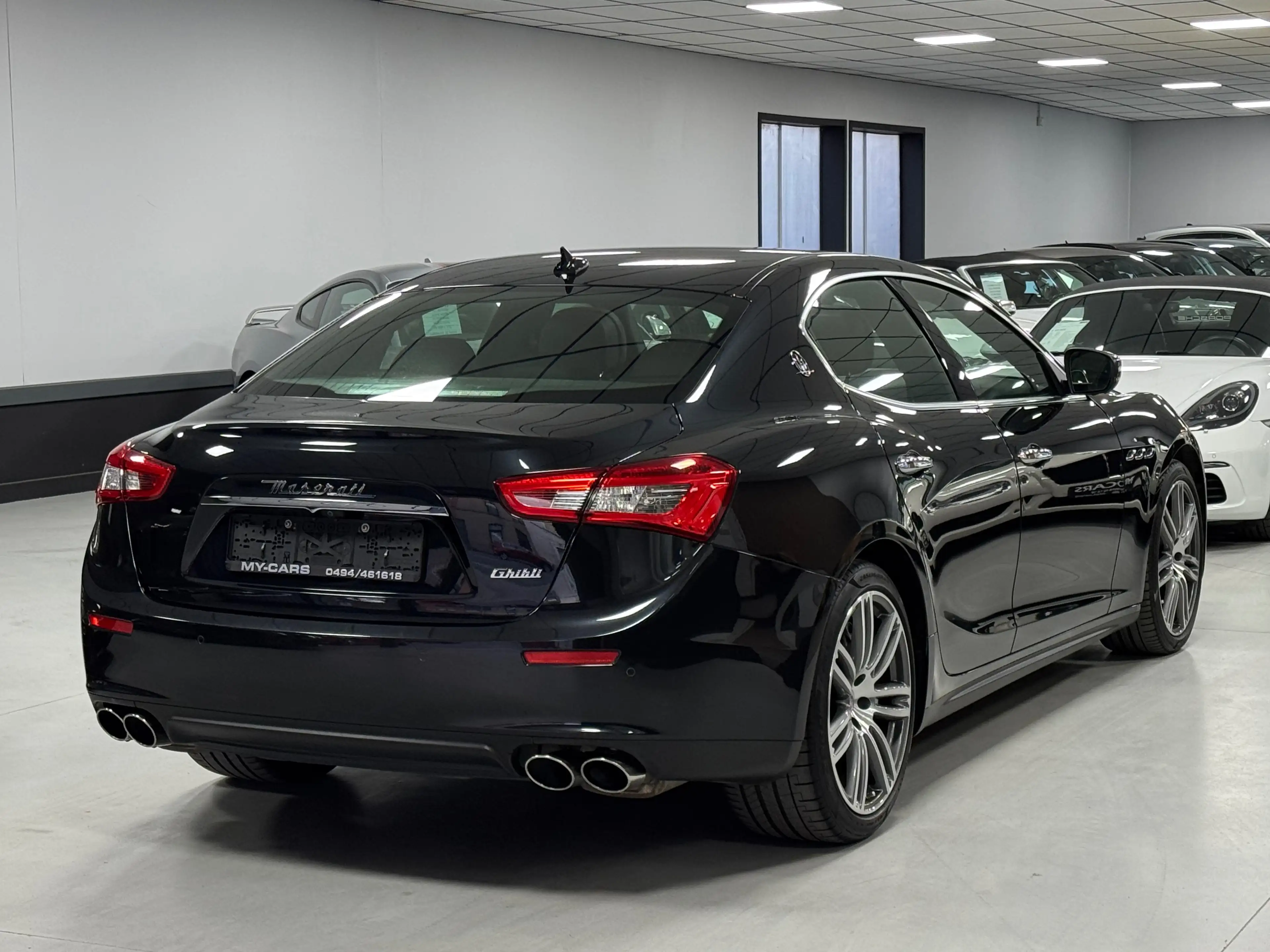 Maserati Ghibli 3.0 V6 Bi-Turbo SQ4 Toit Ouvrant Camera 360 Ja 20 — photo 4