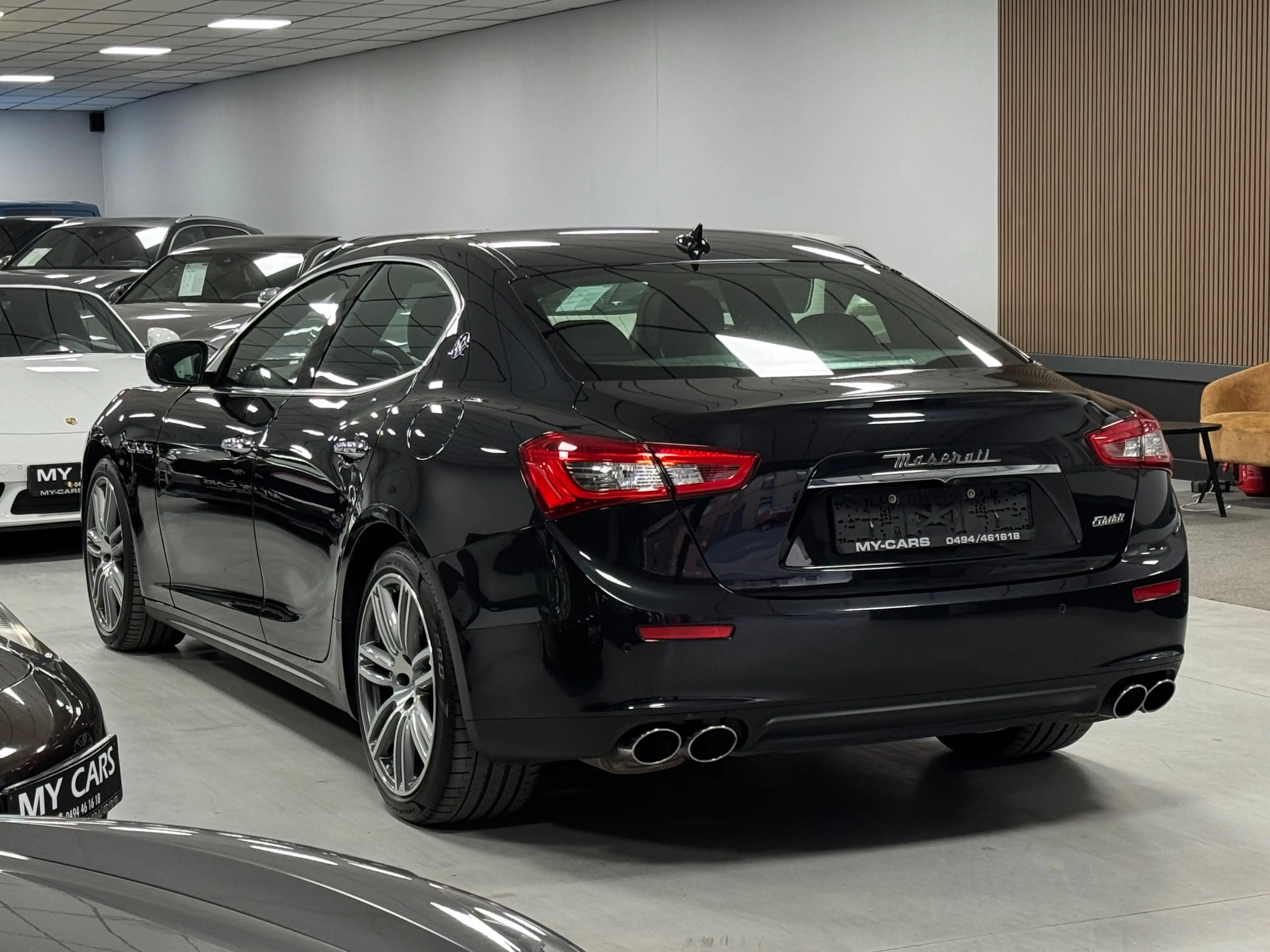 Maserati Ghibli 3.0 V6 Bi-Turbo SQ4 Toit Ouvrant Camera 360 Ja 20 — photo 2