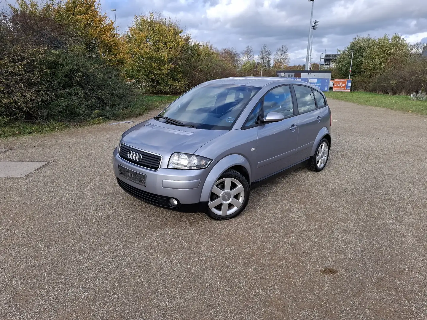 Audi A2 1.4 TDI (66 KW) Grau - 1
