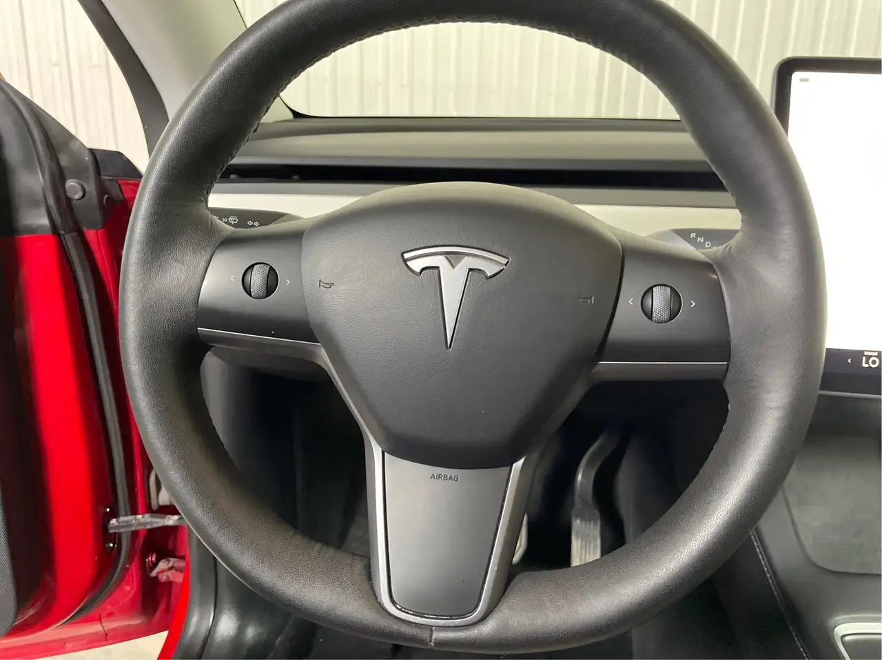 Tesla Model Y photo Tesla Model Y