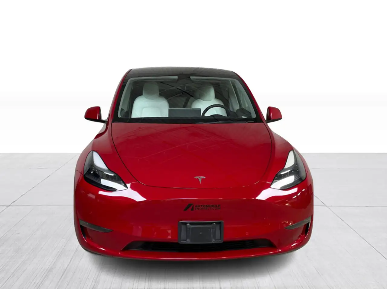 Tesla Model Y photo Tesla Model Y