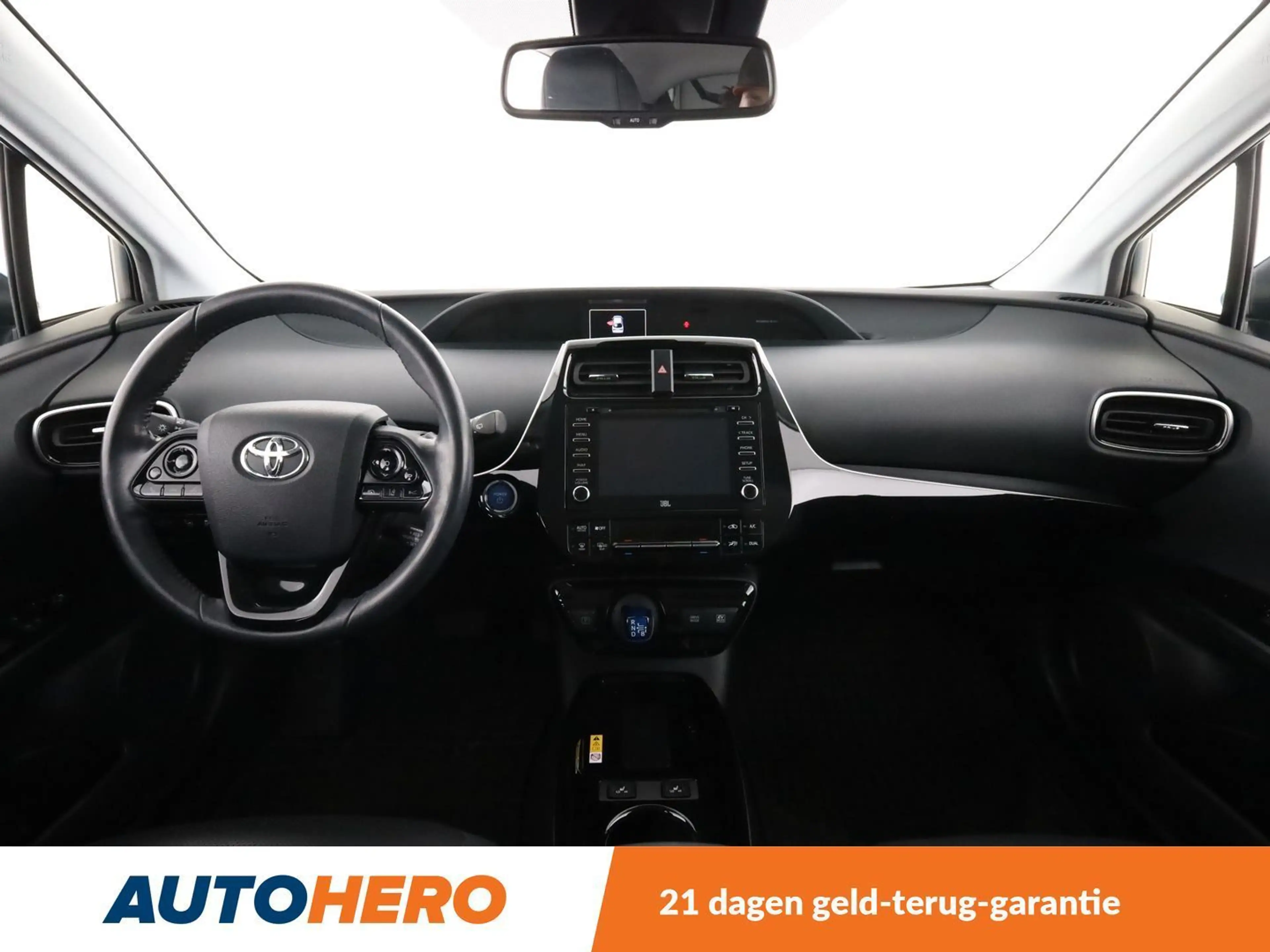 Toyota Prius 1.8 Executive — photo 12