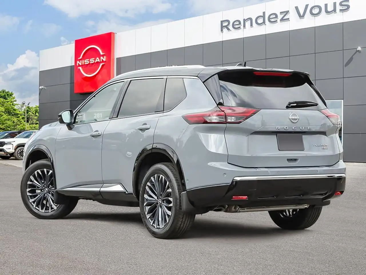 Nissan Rogue снимка Nissan Rogue