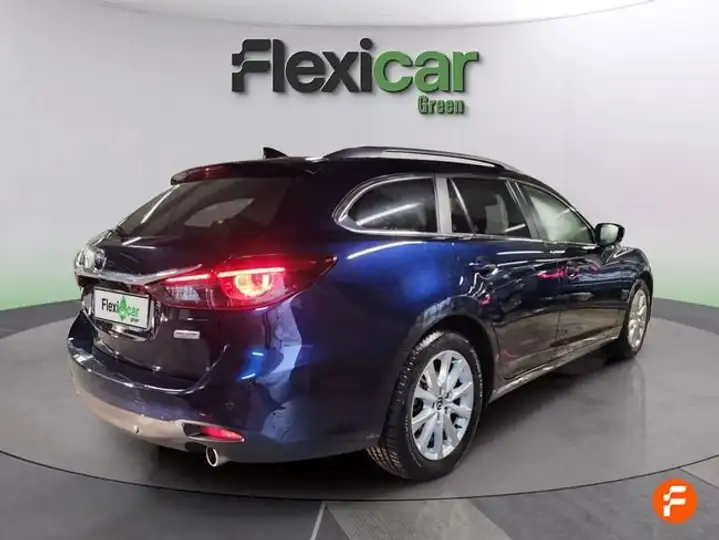 Mazda 2017, foto 8