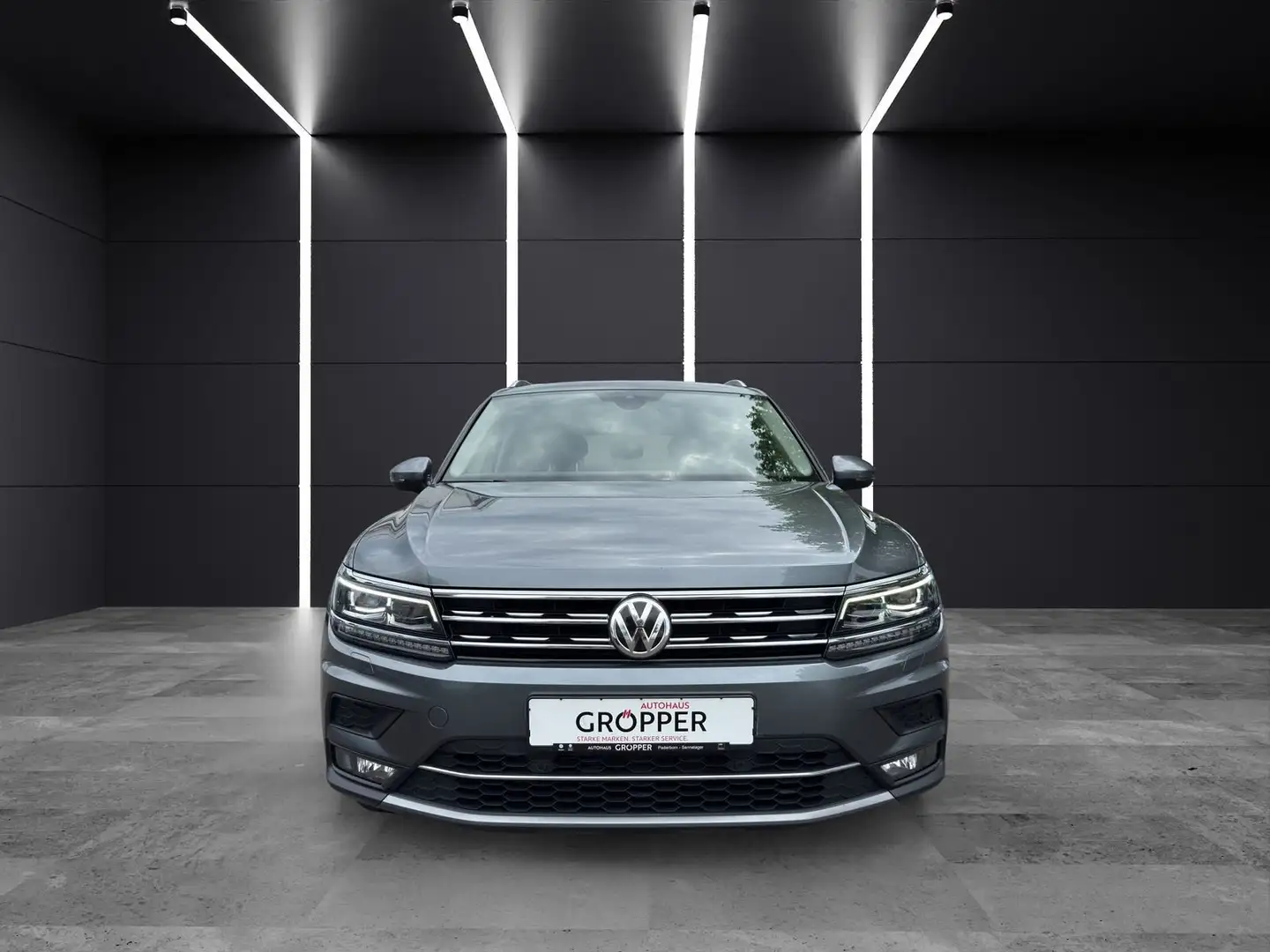 Volkswagen Tiguan Allspace 2.0 TDI Highline 4Mo/AHK/7Sitzer Grau - 2