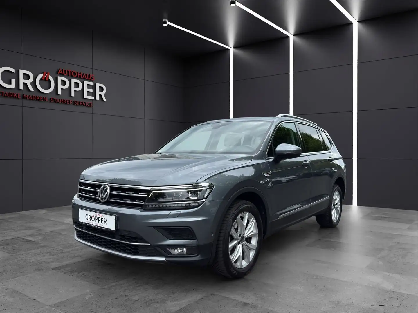 Volkswagen Tiguan Allspace 2.0 TDI Highline 4Mo/AHK/7Sitzer Grau - 1