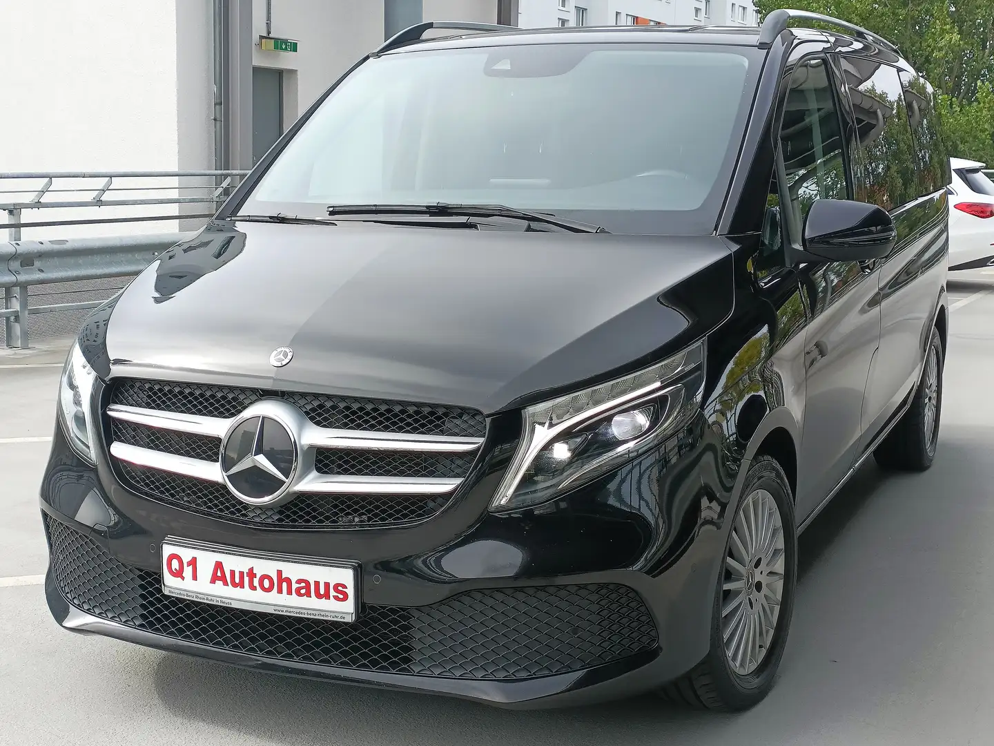 Mercedes-Benz V 220 V 220 d LED/RFK/PARK+SPURASSIST/TOTW/SIHZ/7-SITZER Noir - 1