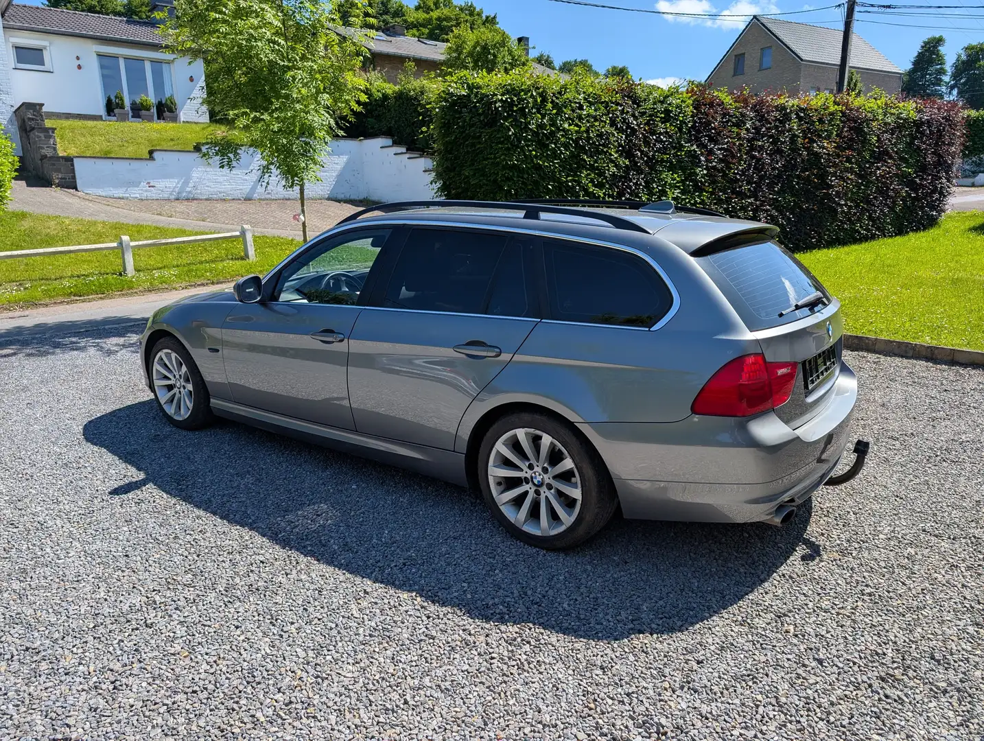 BMW 318 Touring 318 d Grijs - 2