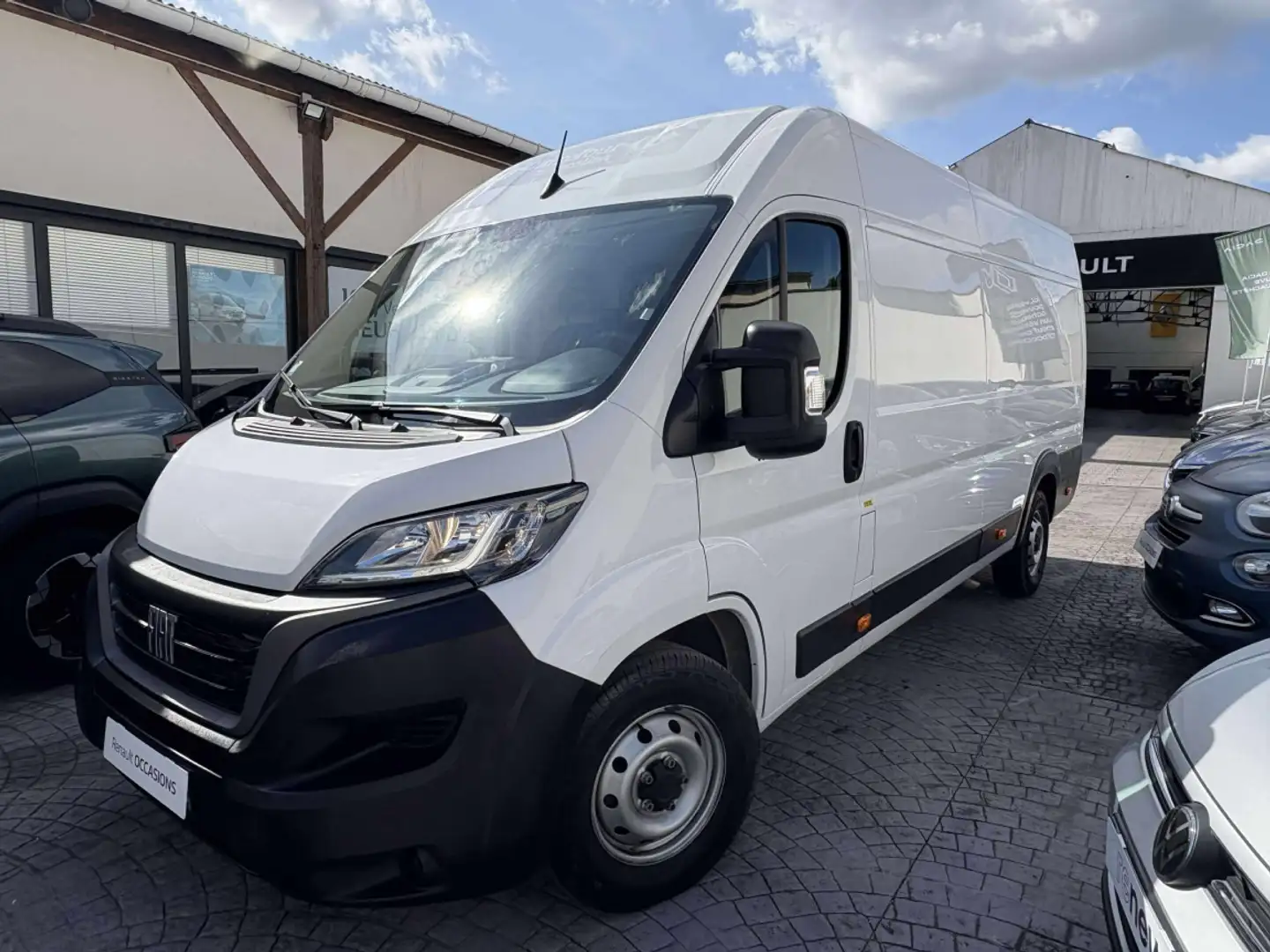 Fiat Ducato DUCATO FOURGON TOLE MAXI 3.5 L H2 H3-POWER 140 CH  - 1
