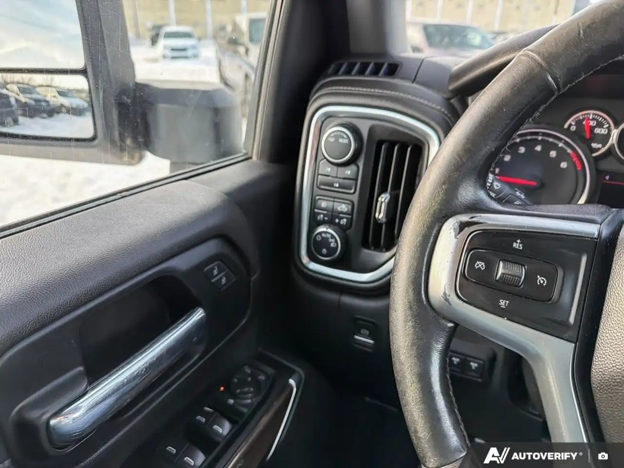 Chevrolet Silverado 3500 снимка Chevrolet Silverado 3500