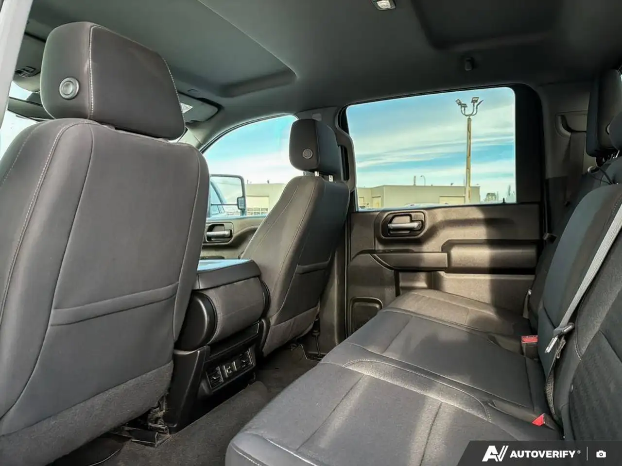 Chevrolet Silverado 3500 снимка Chevrolet Silverado 3500