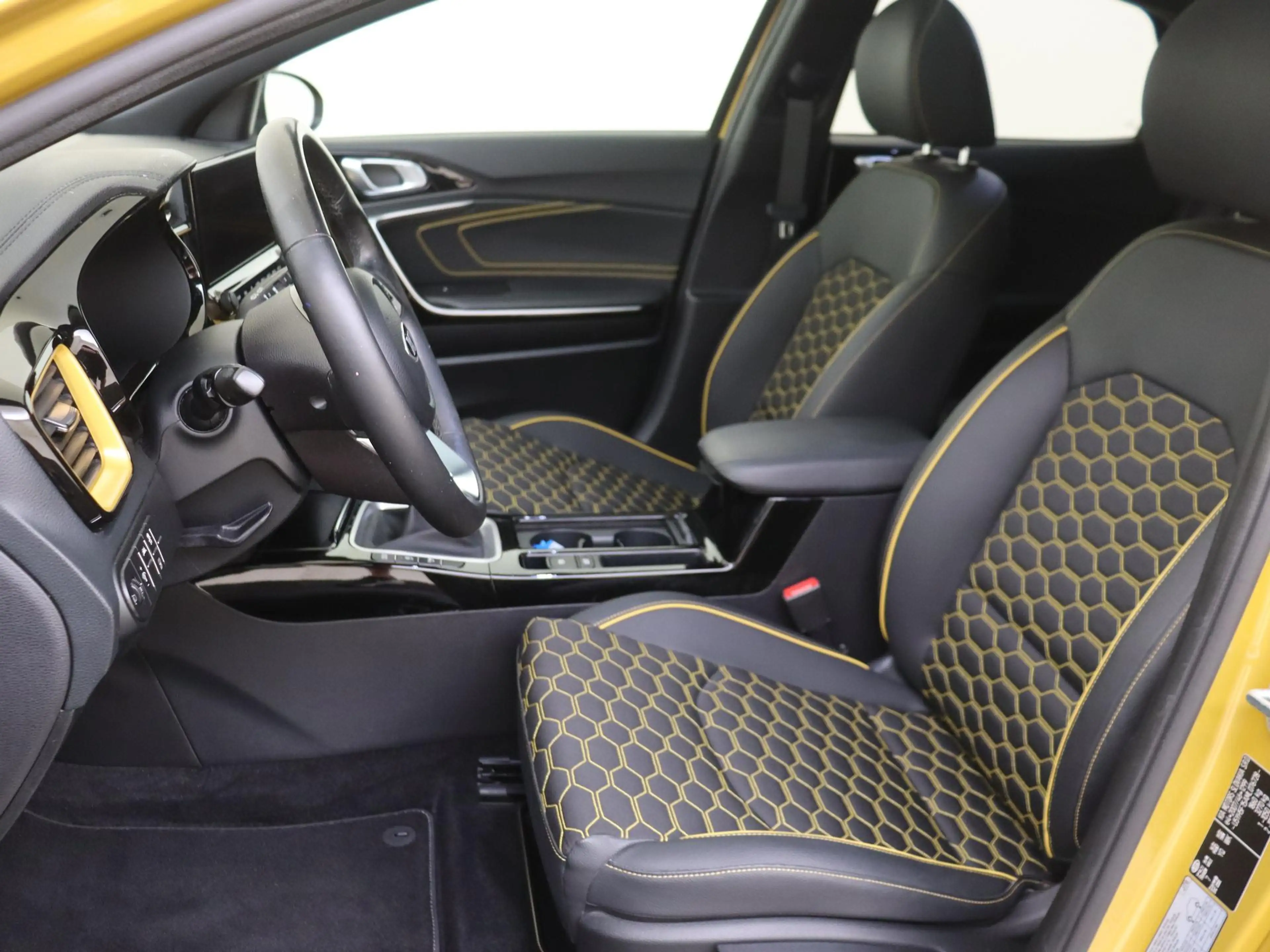 Kia XCeed 1.5 T-GDI 160pk DynamicPlusLine | Panoramadak | St — photo 12